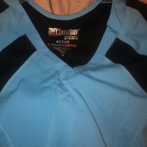 Grey’s Anatomy Raglan Top - Picture 3 of 3